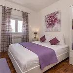 Biograd 36 Apartmán *