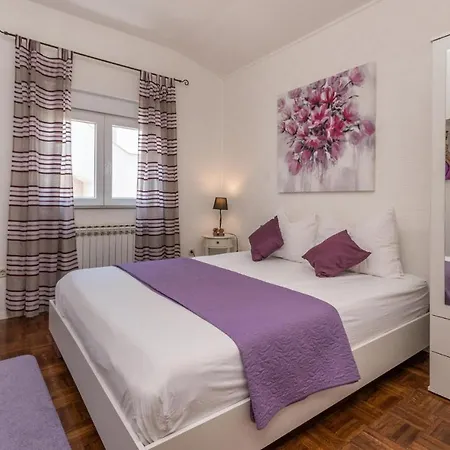 Stunning In Biograd With Wifi Apartment *