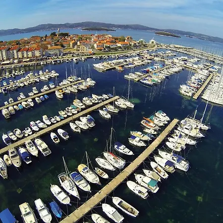 Stunning In Biograd With Wifi * Biograd Na Moru