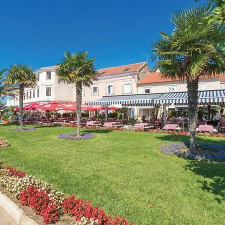 Stunning In Biograd With Wifi *
